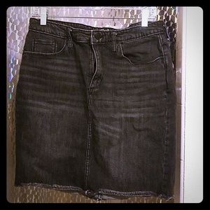 Universal thread denim black skirt size 12/13 TR